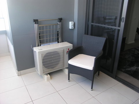 Kesh At Hudson Square - New Castle Holiday 27