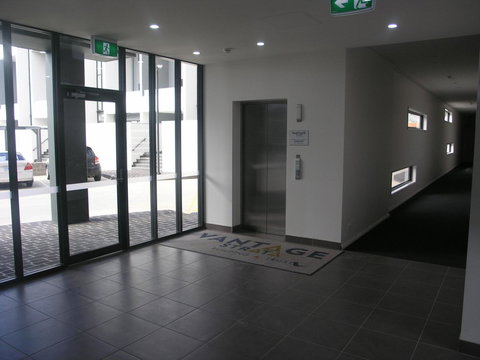 Kesh At Hudson Square - New Castle Holiday 37