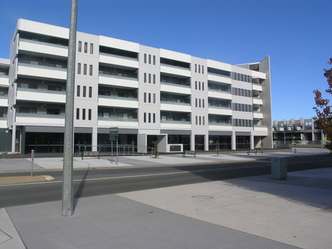 Kesh At Hudson Square - New Castle Holiday 13