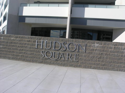 Kesh At Hudson Square - New Castle Holiday 7