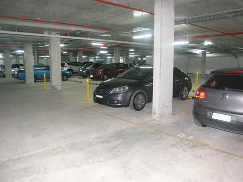 Kesh At Hudson Square - New Castle Holiday 23