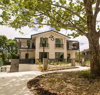 One of a Kind Apartments - New Castle Holiday