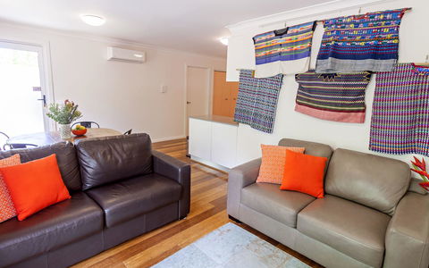 One Of A Kind Apartments - New Castle Holiday 2