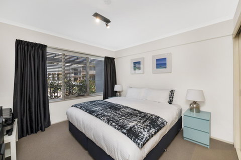 Accommodate Canberra - The Summit - New Castle Holiday 10