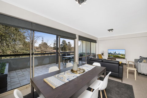 Accommodate Canberra - The Summit - New Castle Holiday 15