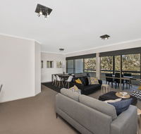 Accommodate Canberra - The Summit - New Castle Holiday