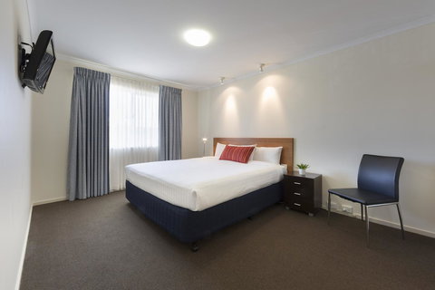 Ramada Encore Belconnen - New Castle Holiday 11