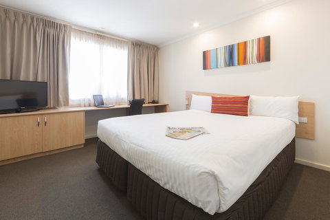 Ramada Encore Belconnen - New Castle Holiday 36