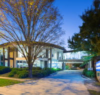 Premier Hotel  Apartments - New Castle Holiday