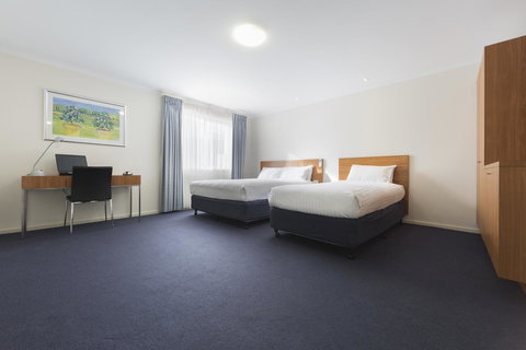 Ramada Encore Belconnen - New Castle Holiday 32
