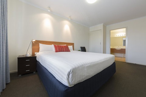 Ramada Encore Belconnen - New Castle Holiday 12