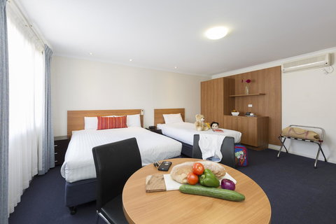 Ramada Encore Belconnen - New Castle Holiday 37