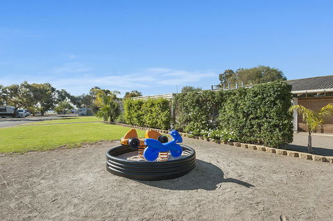 Port Broughton Tourist Park - New Castle Holiday 6