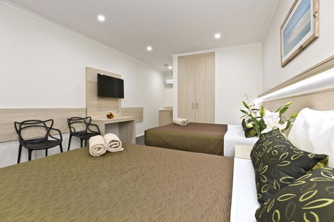 Morphettville Motor Inn - New Castle Holiday 10