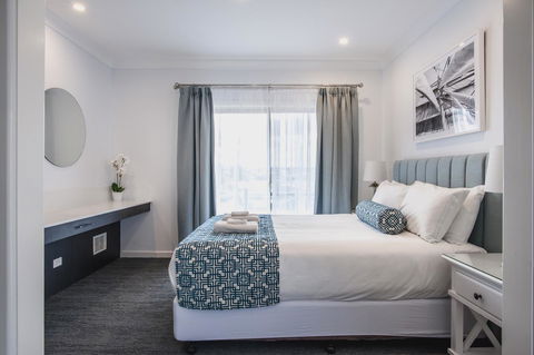Marina Hotel - New Castle Holiday 7