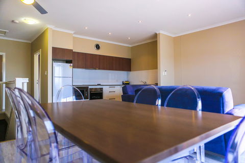 Marina Hotel - New Castle Holiday 33