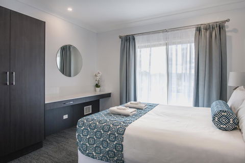 Marina Hotel - New Castle Holiday 4