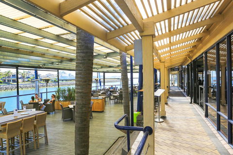Marina Hotel - New Castle Holiday 44