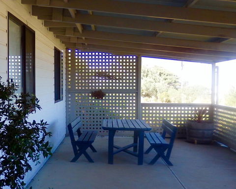 Driftwood On Dover - New Castle Holiday 2