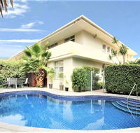 Hi 5 stars Glenelg Studio Apartment - New Castle Holiday