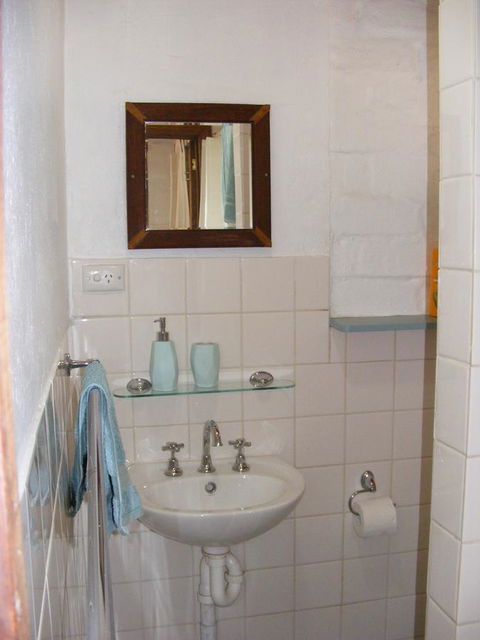 Trevalia Accommodation - New Castle Holiday 8