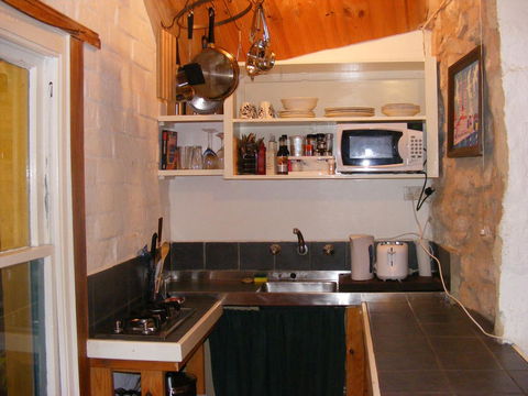 Trevalia Accommodation - New Castle Holiday 16