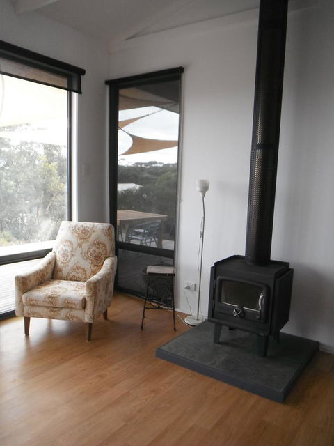 Wallaby Retreat - New Castle Holiday 3