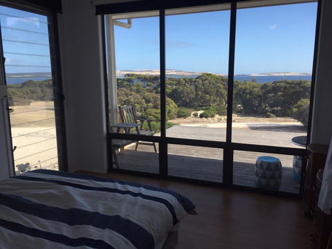 Wallaby Retreat - New Castle Holiday 5