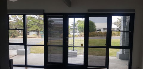 Breeze On Northbay 67 Elizabeth Crescent Carrickalinga - New Castle Holiday 4