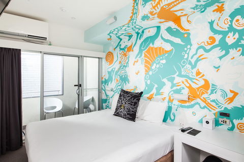 Majestic Minima Hotel - New Castle Holiday 24