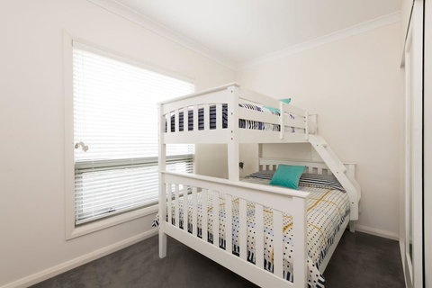 Boutique Getaway On Wright - New Castle Holiday 13