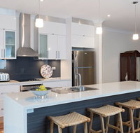 Boutique Getaway on Wright - New Castle Holiday