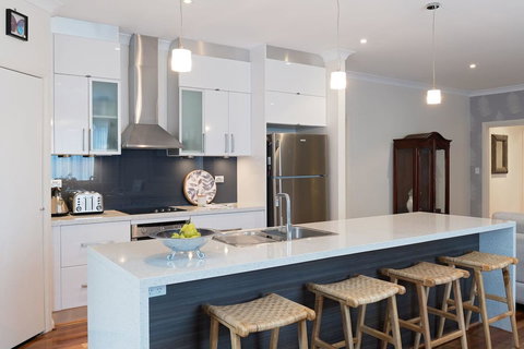 Boutique Getaway On Wright - New Castle Holiday 0