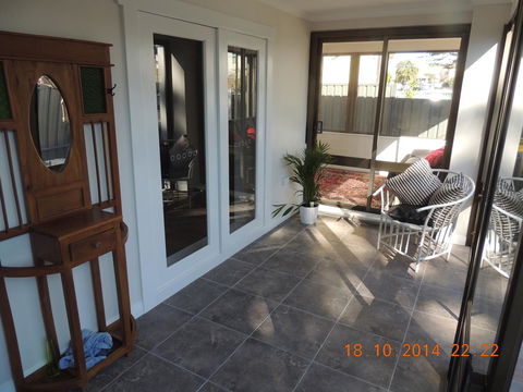 Glenelg - Marina Retreat - New Castle Holiday 37
