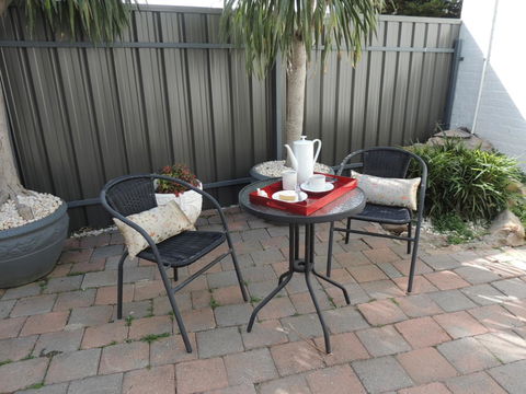 Glenelg - Marina Retreat - New Castle Holiday 26