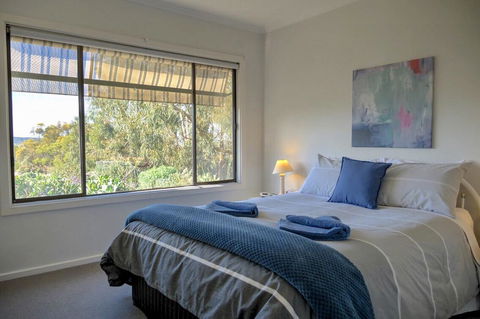 Emu Bay Holiday Homes - New Castle Holiday 5