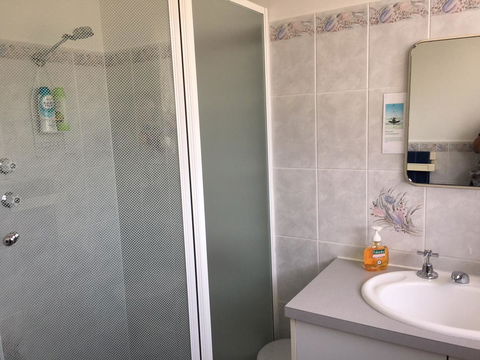 Emu Bay Holiday Homes - New Castle Holiday 35