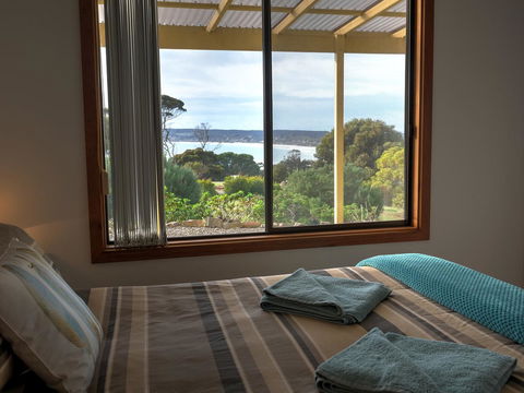 Emu Bay Holiday Homes - New Castle Holiday 32