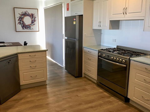 Emu Bay Holiday Homes - New Castle Holiday 29