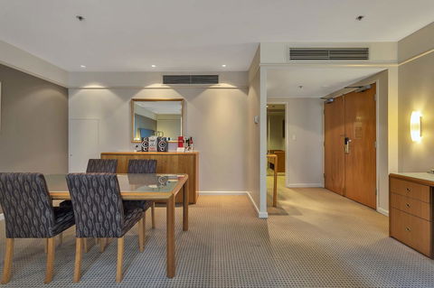 Stamford Plaza Adelaide - New Castle Holiday 33