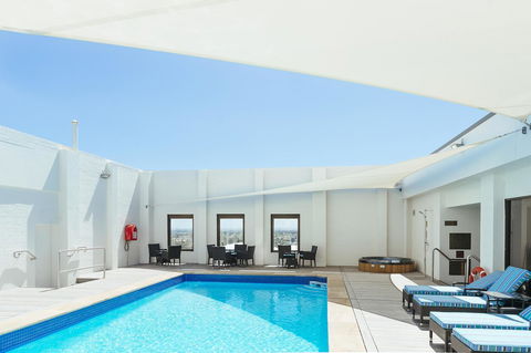 Stamford Plaza Adelaide - New Castle Holiday 4