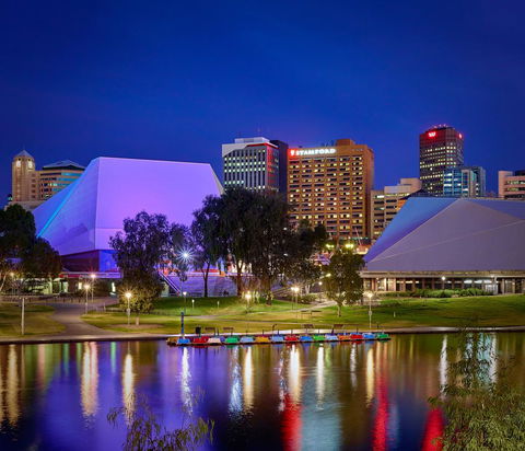 Stamford Plaza Adelaide - New Castle Holiday 0