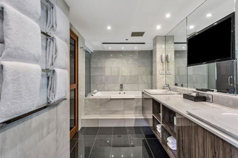 Stamford Plaza Adelaide - New Castle Holiday 42