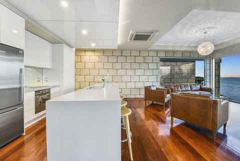 Aloha Waterfront Properties - New Castle Holiday 22