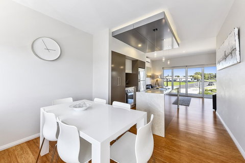 Aloha Waterfront Properties - New Castle Holiday 27