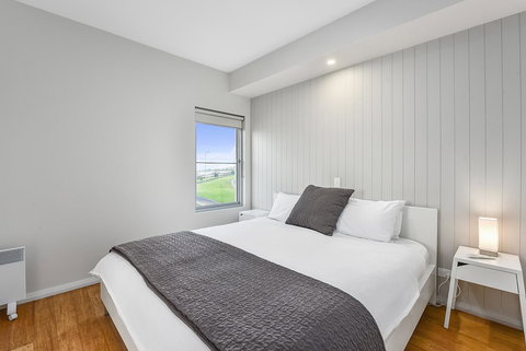 Aloha Waterfront Properties - New Castle Holiday 13