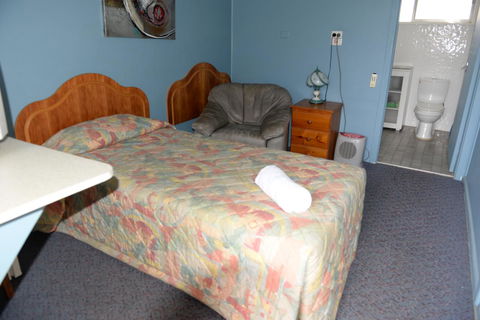 Ardeanal Motel - New Castle Holiday 37