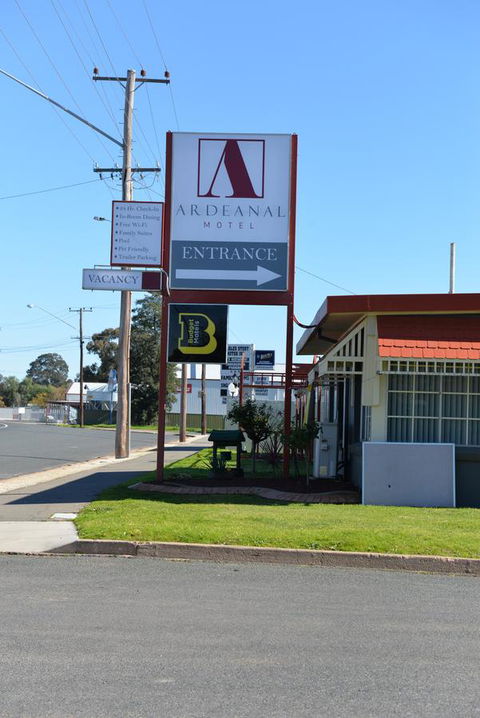Ardeanal Motel - New Castle Holiday 3