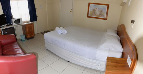 Ardeanal Motel - New Castle Holiday 8