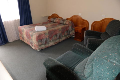 Ardeanal Motel - New Castle Holiday 36